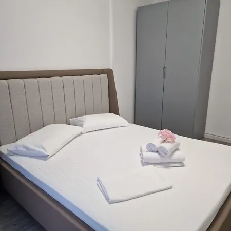 Seaside Mamaia Nord La Mare アパート