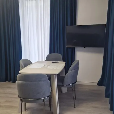 アパート Seaside Mamaia Nord La Mare ナボダリ