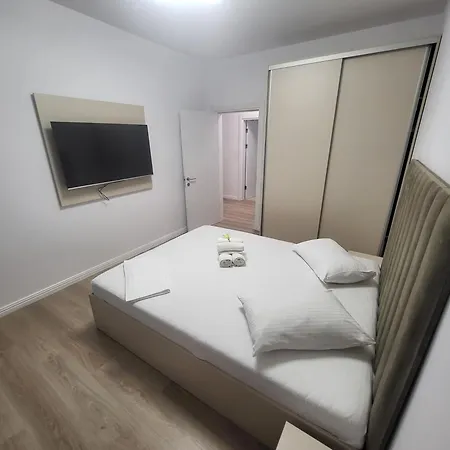 アパート Seaside Mamaia Nord La Mare ナボダリ